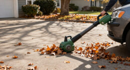 One Blower For Every Season: Toro’s 900 CFM Battery-Powered Leaf Blower